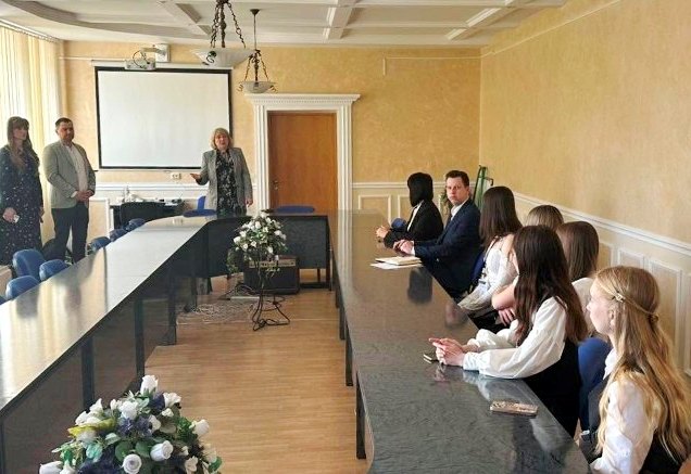 Зустріч з проректоркою з наукової роботи та міжнародного співробіттництва Іриною Задорожною